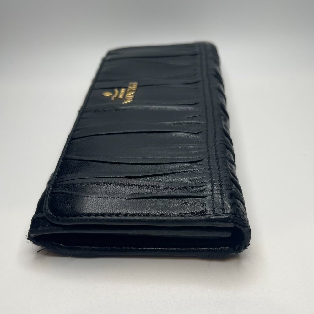 Prada Nappa Gaufre Leather Continental Wallet - Black - Preowned - Picture 4 of 14